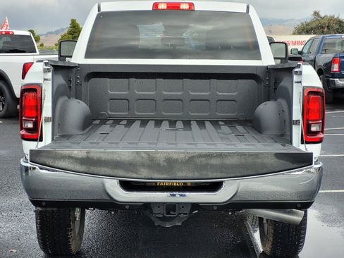 New 2026 RAM 2500 Big Horn AWD/4WD image 25