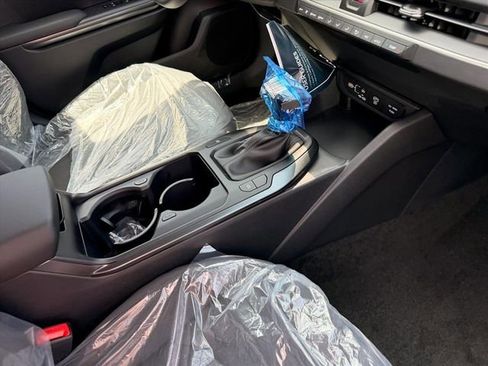 New 2026 Kia K4 FWD image 17
