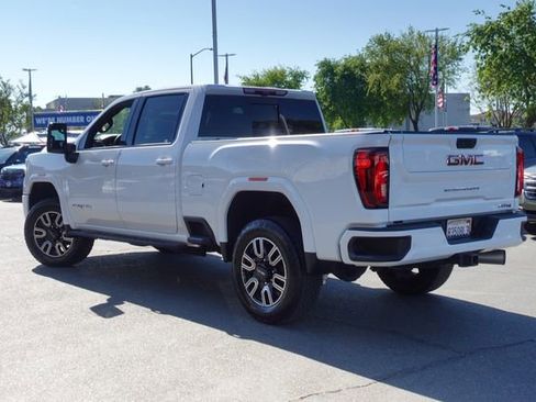 Used 2022 GMC Sierra 2500 AT4 w/ AT4 Premium Plus Package AWD/4WD image 10