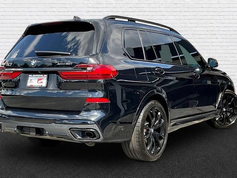 Used 2022 BMW X7 xDrive40i w/ M Sport Package AWD/4WD image 6