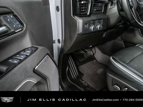 Used 2024 GMC Sierra 2500 AT4X AWD/4WD image 6