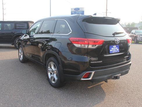 Used 2018 Toyota Highlander Limited AWD 4dr SUV image 6