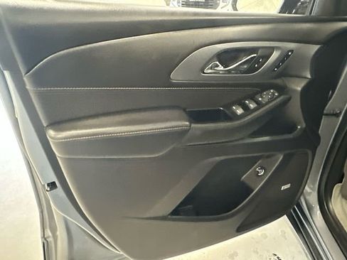 Used 2019 Chevrolet Traverse Premier image 32