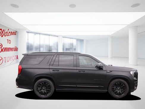 Used 2023 GMC Yukon Denali Ultimate AWD/4WD image 5