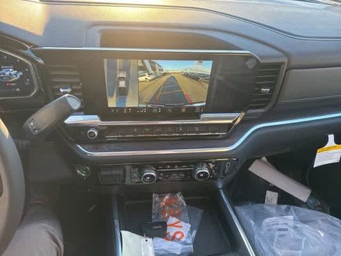 New 2026 GMC Sierra 2500 SLT w/ SLT Premium Package image 22