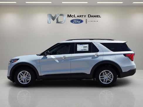 New 2026 Ford Explorer Active AWD/4WD image 3