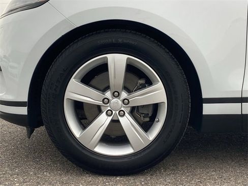 Used 2018 Land Rover Range Rover Velar S image 32