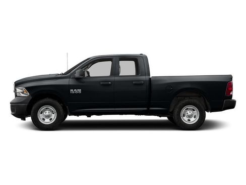 Used 2017 RAM 1500 Express AWD/4WD image 5