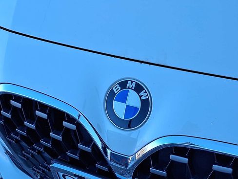 Used 2021 BMW 430i Convertible w/ Convenience Package image 4