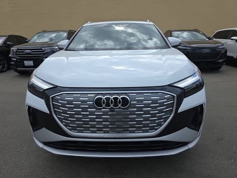 Used 2024 Audi Q4 e-tron Premium AWD/4WD image 2