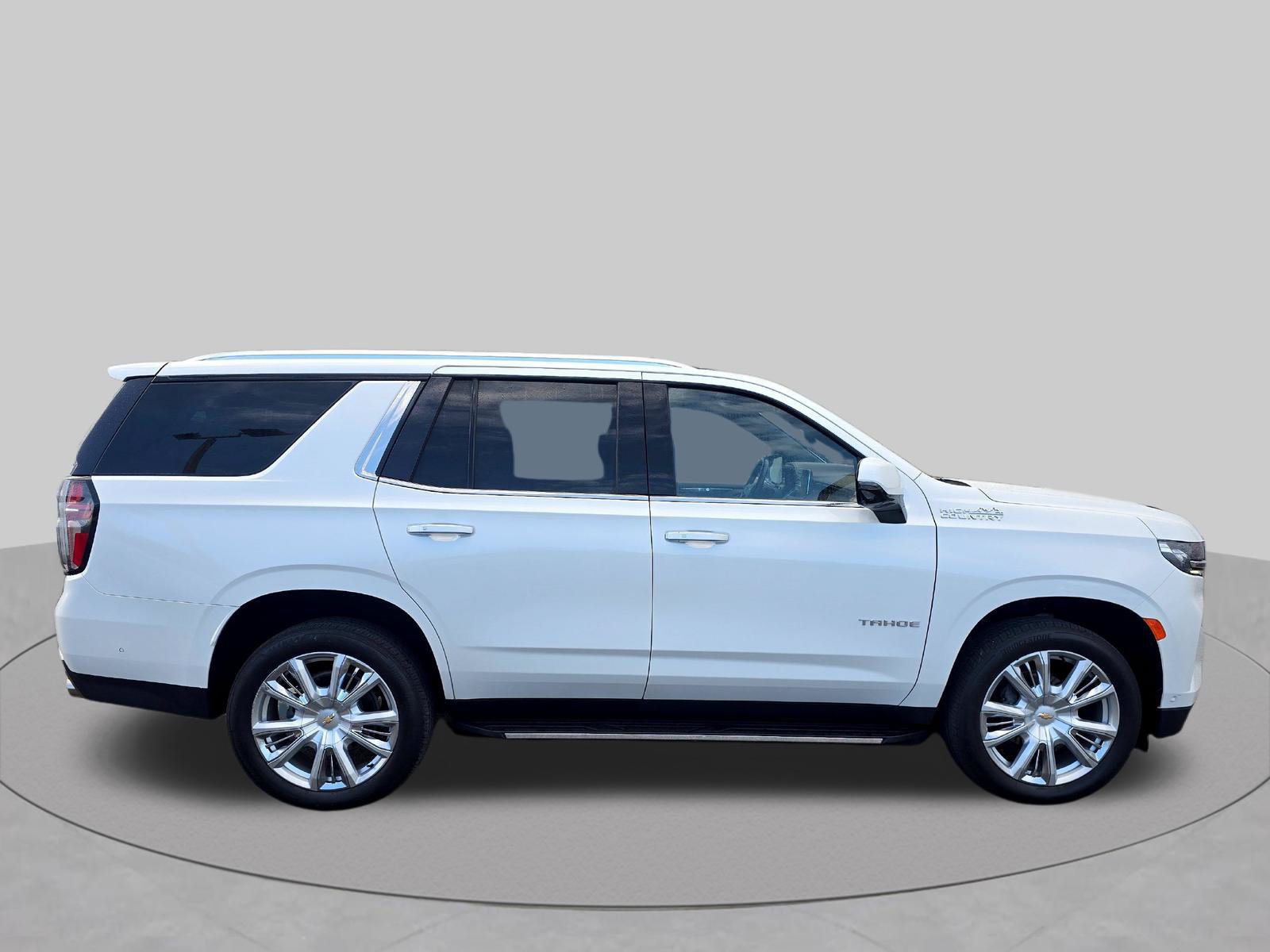 Used 2024 Chevrolet Tahoe High Country w/ Advanced Technology Package AWD/4WD image 11