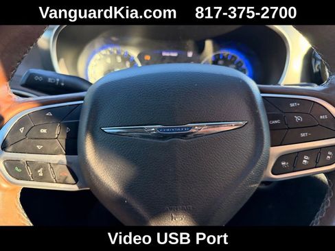 Used 2019 Chrysler Pacifica Limited w/ Advanced Safetytec Group image 32