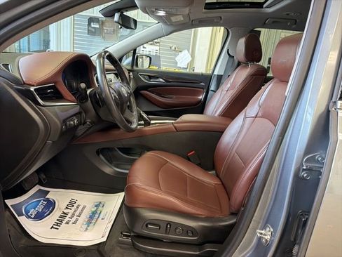 Used 2021 Buick Enclave Avenir w/ Avenir Technology Package image 10