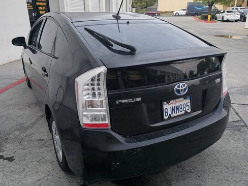 Used 2010 Toyota Prius Two w/ Preferred Accessory Pkg FWD image 8