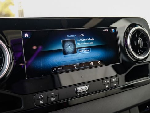 Used 2023 Mercedes-Benz Sprinter 3500 image 69