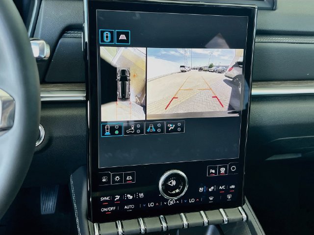New 2027 GMC Terrain Denali AWD/4WD image 9