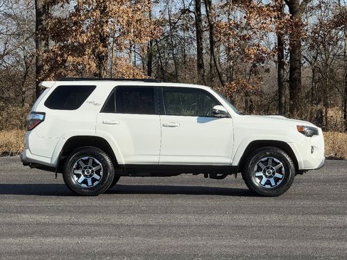 Used 2021 Toyota 4Runner TRD Off-Road Premium image 12