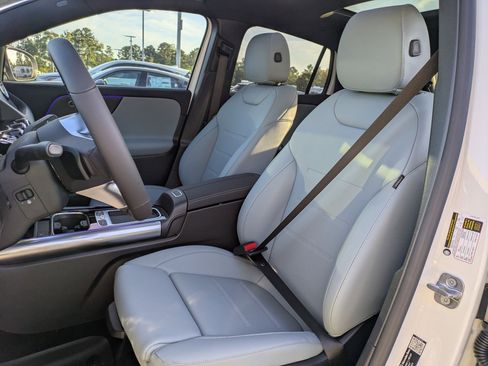 New 2026 Mercedes-Benz GLA 250 image 17