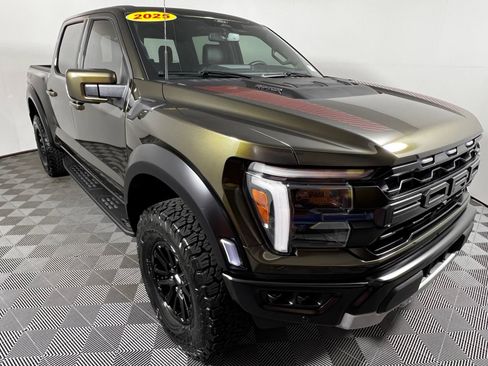 Used 2025 Ford F150 Raptor AWD/4WD image 4