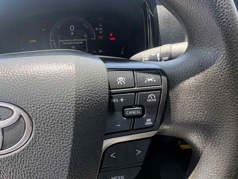 Used 2025 Toyota Camry LE FWD image 26