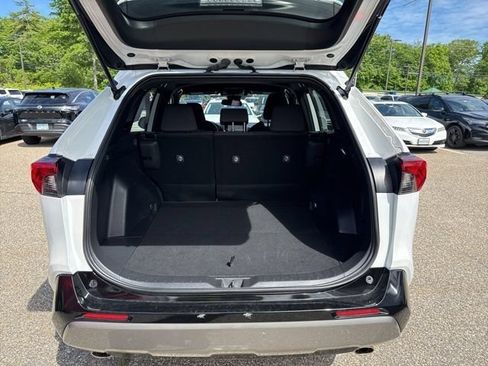 Used 2024 Toyota RAV4 SE AWD/4WD image 13