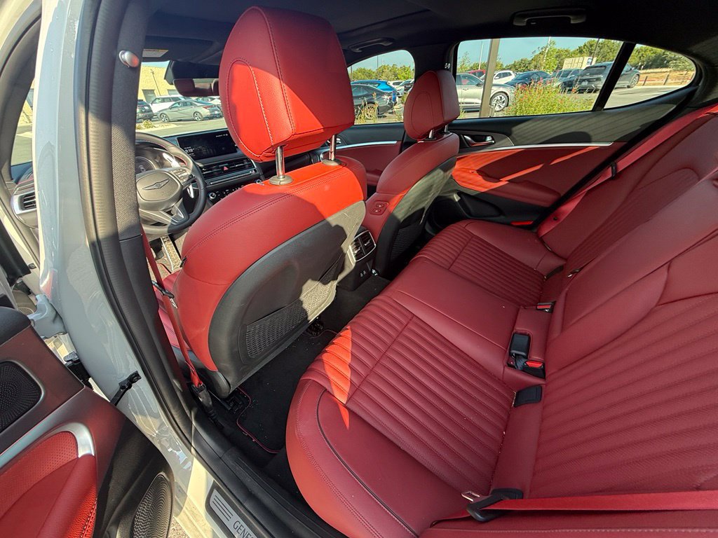 Used 2026 Genesis G70 3.3T Sport Prestige RWD image 9