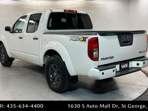 Used 2018 Nissan Frontier PRO-4X AWD/4WD image 3