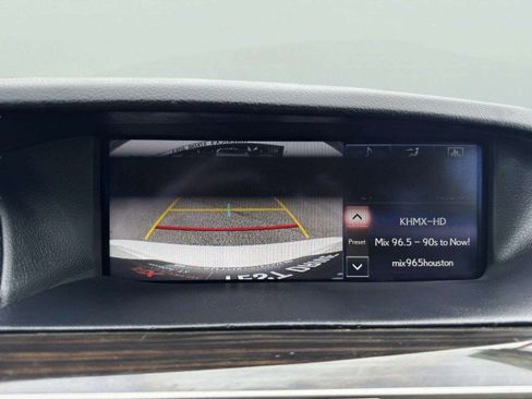 Used 2015 Lexus LS 460 image 29