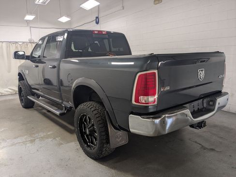 Used 2015 RAM 2500 Laramie w/ Convenience Group AWD/4WD image 9