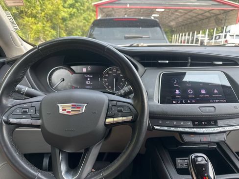 Used 2020 Cadillac XT4 Premium Luxury w/ Driver Awareness Package FWD image 12