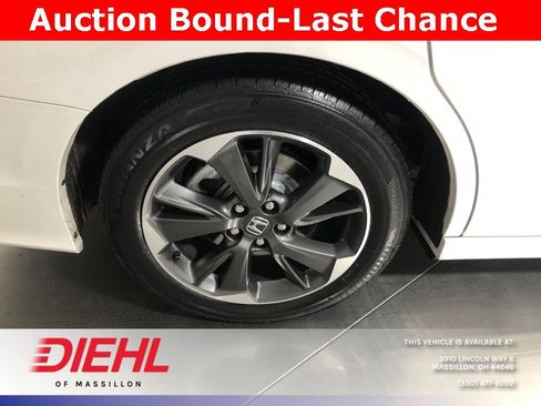 Used 2023 Honda Odyssey Elite image 10