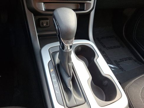 Used 2022 Chevrolet Colorado LT w/ LT Convenience Package image 14