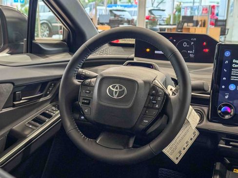 New 2026 Toyota C-HR AWD/4WD image 17