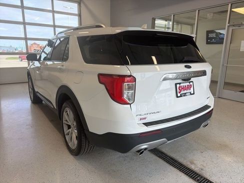 Used 2022 Ford Explorer Platinum w/ Technology Package AWD/4WD image 9