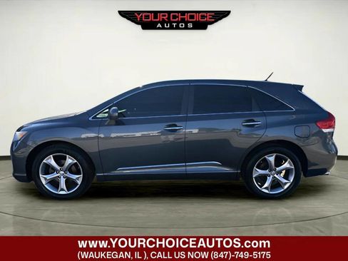 Used 2012 Toyota Venza Limited image 2