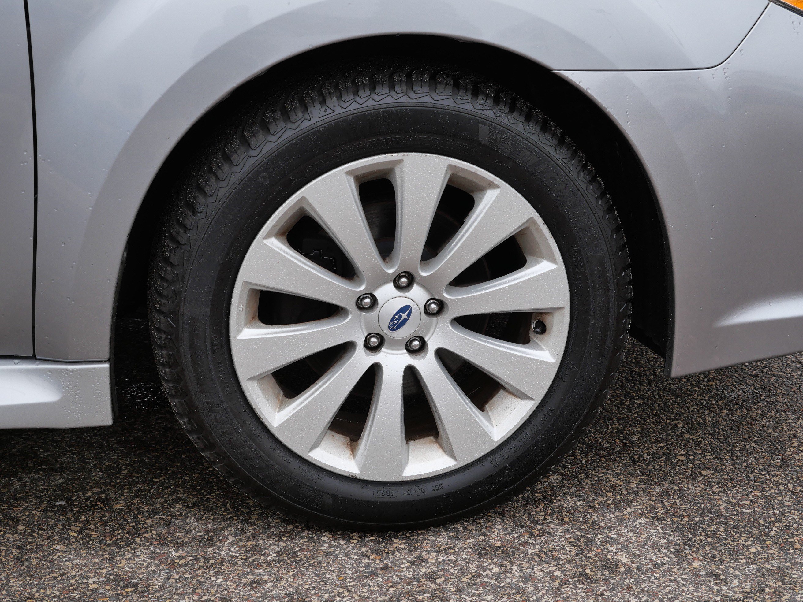 Used 2011 Subaru Legacy 2.5i AWD/4WD image 15