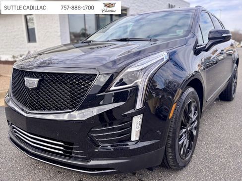 Certified 2021 Cadillac XT5 Sportv w/ LPO, ONYX Package image 1