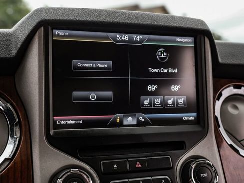 Used 2016 Ford F250 King Ranch w/ FX4 Off-Road Package image 25