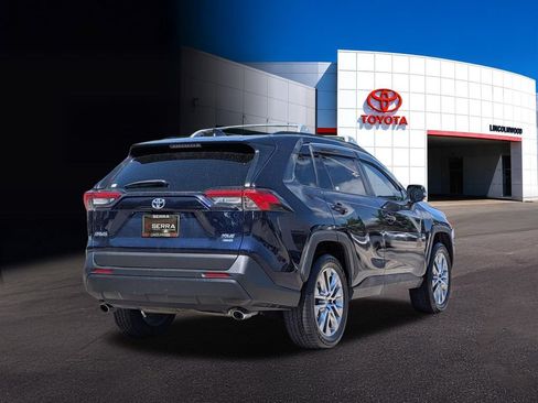 Used 2020 Toyota RAV4 XLE Premium w/ All Weather Liner Package AWD/4WD image 5