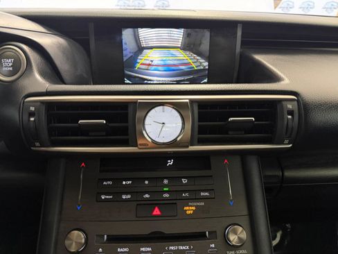 Used 2019 Lexus IS 300 F Sport w/ F Sport Package image 40