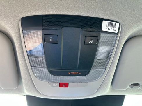 Used 2024 Kia Niro EX image 27