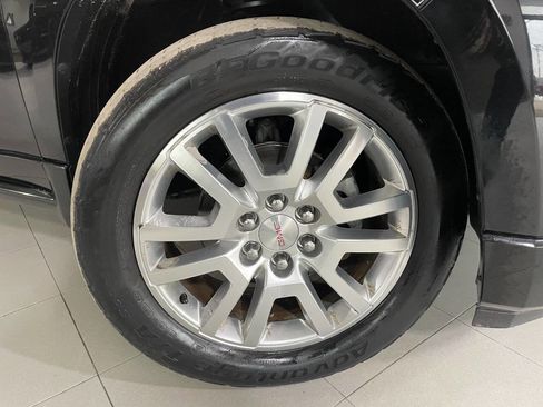 Used 2016 GMC Acadia Denali image 11