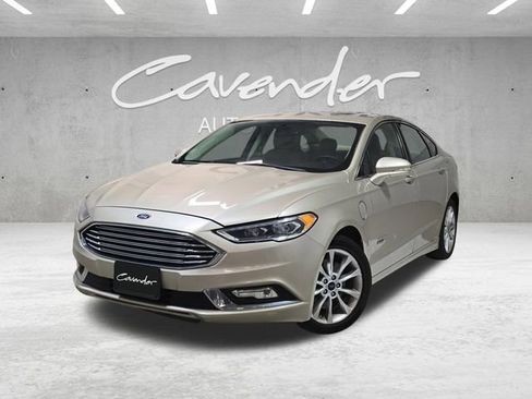 Used 2017 Ford Fusion Energi SE FWD image 1