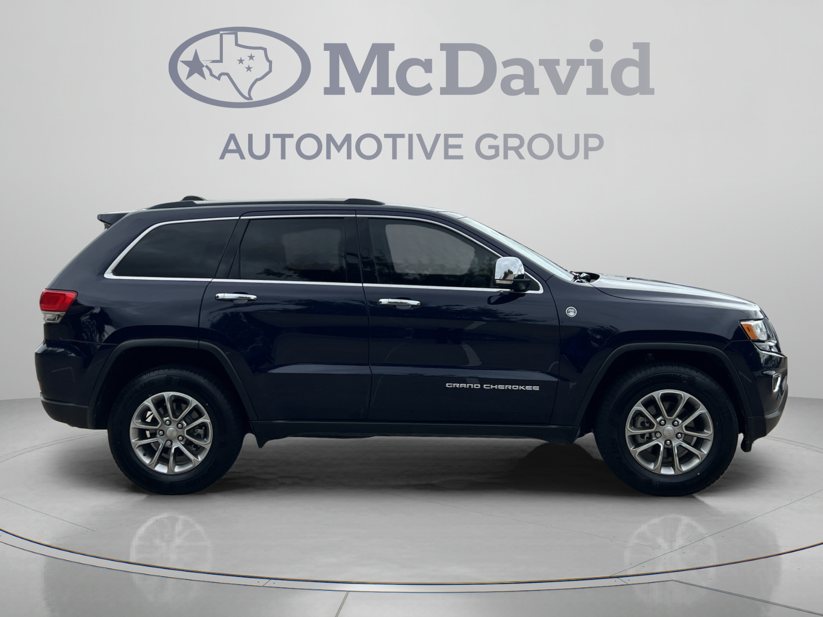Used 2016 Jeep Grand Cherokee Limited w/ Luxury Group II AWD/4WD image 8