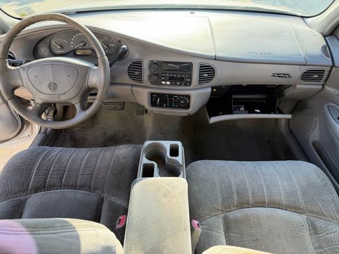 Used 2001 Buick Century Custom w/ Premium Pkg image 15