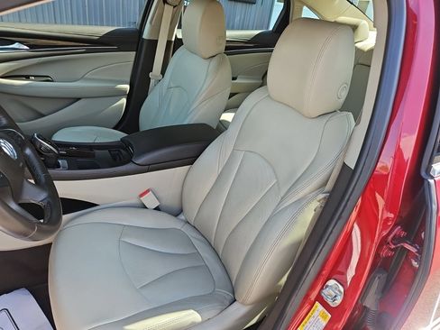 Used 2018 Buick LaCrosse Essence FWD image 14