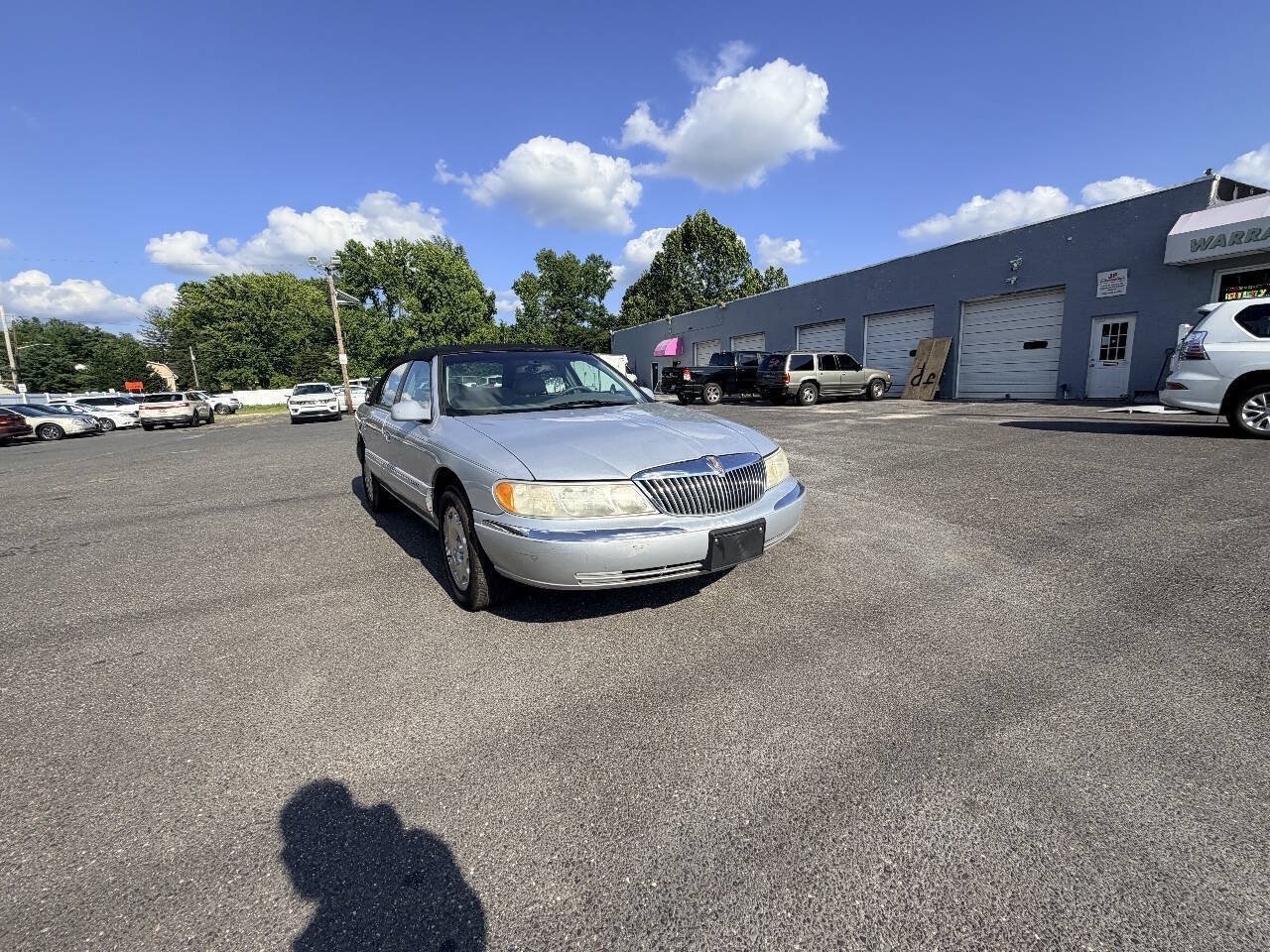 Used 1998 Lincoln Continental FWD image 12