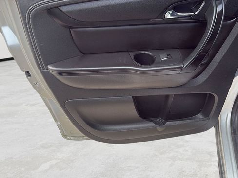 Used 2015 Chevrolet Traverse LT AWD/4WD image 23