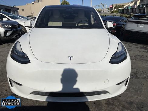 Used 2021 Tesla Model Y Long Range image 84