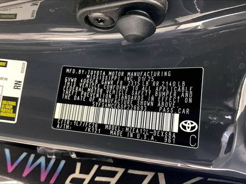 Used 2025 Toyota Corolla SE w/ Convenience Package FWD image 39